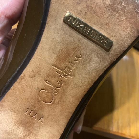 Heeled booties - Picture 10 of 10